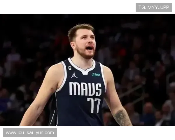 东契奇精准助攻空接得手，独行侠连得六分